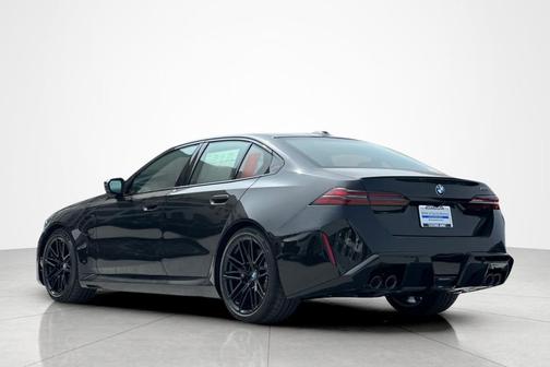 Black Sapphire Metallic 2026 BMW M5 Sedan