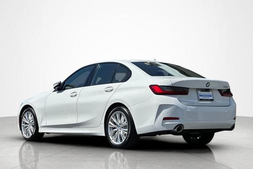 2023 BMW 330 330i Sedan
