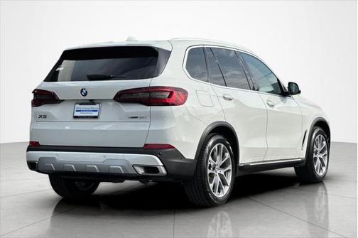 Alpine White 2023 BMW X5 sDrive40i Sports Activity Vehicle