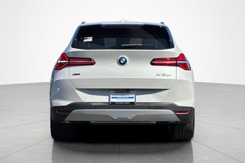 Mineral White Metallic 2026 BMW X3 30 xDrive
