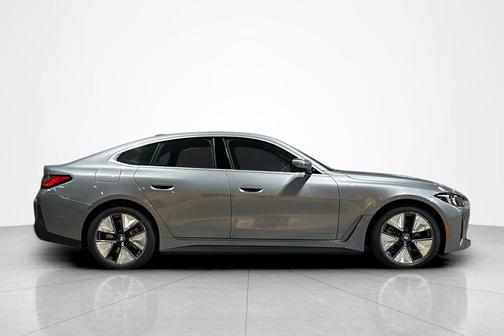 Skyscraper Grey Metallic 2026 BMW i4 Gran Coupe eDrive40
