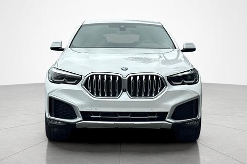 Mineral White Metallic 2021 BMW X6 xDrive40i