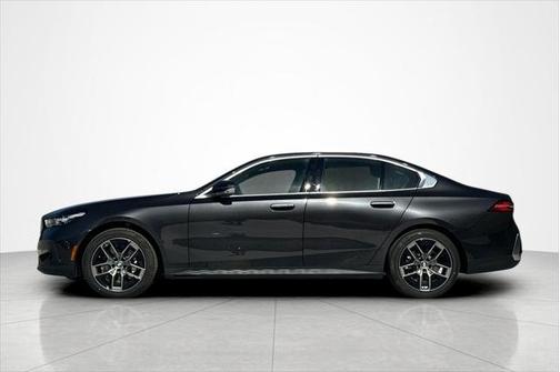 2026 BMW 530 530i xDrive Sedan