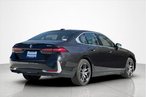 2026 BMW 530 530i xDrive Sedan