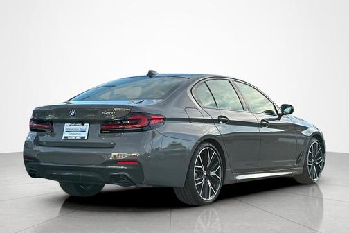2022 BMW 540 i