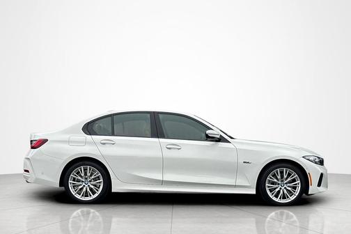Alpine White 2023 BMW 330e 330e