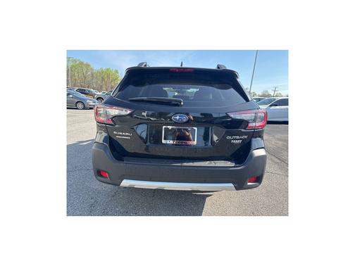 Crystal Black Silica 2025 Subaru Outback Limited