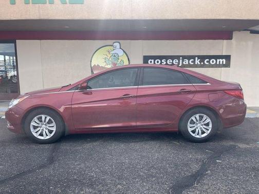 2012 Hyundai SONATA GLS