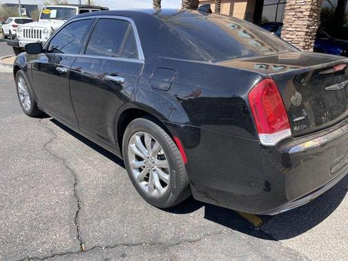 2017 Chrysler 300C Base