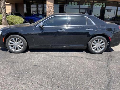 2017 Chrysler 300C Base