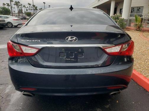2013 Hyundai SONATA SE