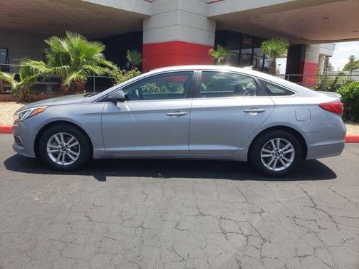 2017 Hyundai SONATA Base