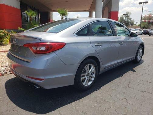 2017 Hyundai SONATA Base