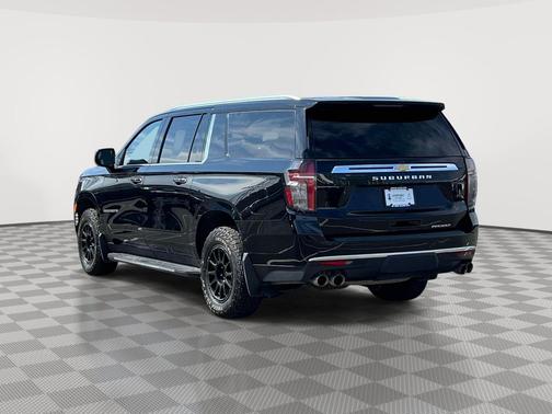 Black 2024 Chevrolet Suburban Premier