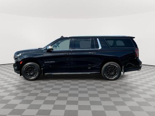 Black 2024 Chevrolet Suburban Premier