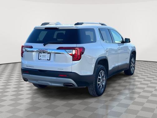 White Frost Tricoat 2022 GMC Acadia AWD SLT