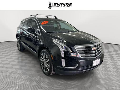 Stellar Black Metallic 2019 Cadillac XT5 Luxury