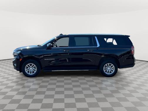 Black 2024 Chevrolet Suburban LT