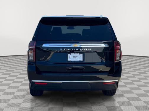 Black 2024 Chevrolet Suburban LT