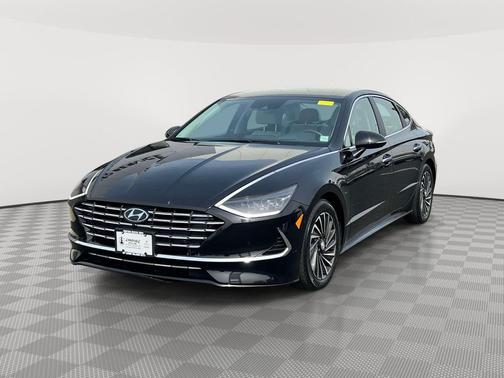 Nocturne Black 2022 Hyundai SONATA Hybrid Limited