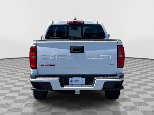 Summit White 2022 Chevrolet Colorado LT