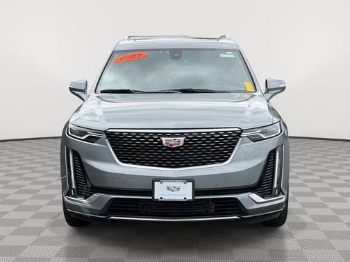 Argent Silver Metallic 2023 Cadillac XT6 Premium Luxury AWD
