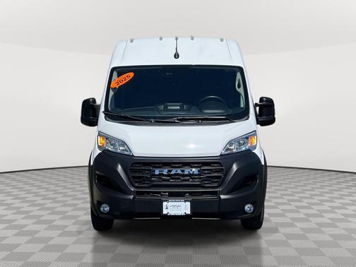 Bright White Clearcoat 2025 RAM ProMaster 2500 Tradesman