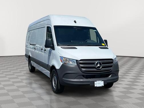 Arctic White 2024 Mercedes-Benz Sprinter 2500 High Roof