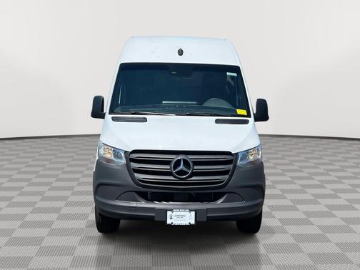 Arctic White 2024 Mercedes-Benz Sprinter 2500 High Roof