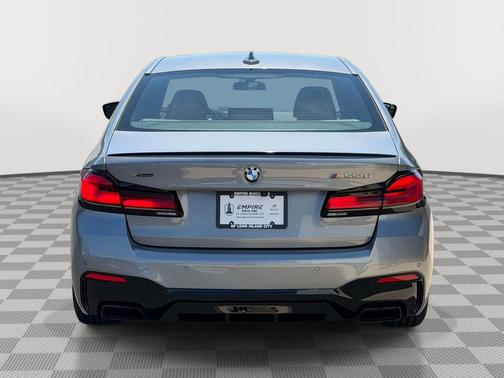 Skyscraper Gray Metallic 2023 BMW M550 i Xdrive