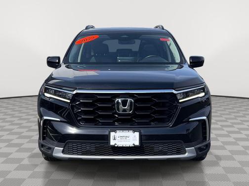 Black 2023 Honda Pilot Touring 8-Passenger