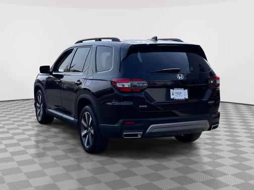 Black 2023 Honda Pilot Touring 8-Passenger
