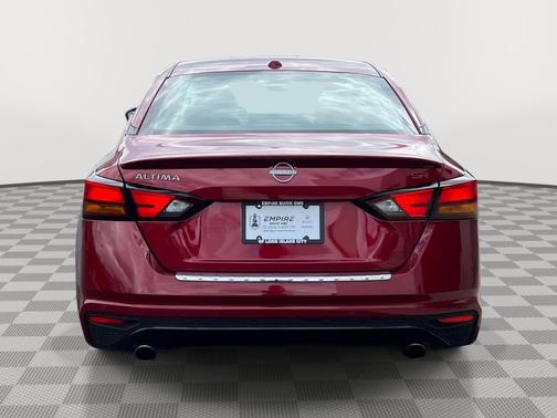 Scarlet Ember Tintcoat 2023 Nissan Altima SR FWD