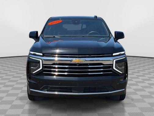 Black 2025 Chevrolet Suburban LT