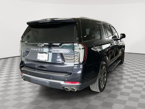 Dark Ash Metallic 2025 Chevrolet Suburban High Country