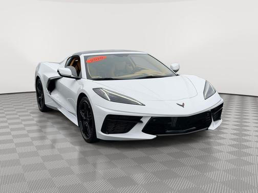 Arctic White 2020 Chevrolet Corvette Stingray w/3LT