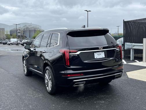 Black Metallic 2024 Cadillac XT6 Premium Luxury AWD