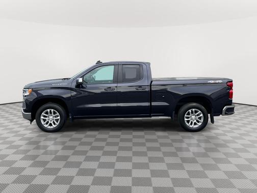 Dark Ash Metallic 2022 Chevrolet Silverado 1500 LT