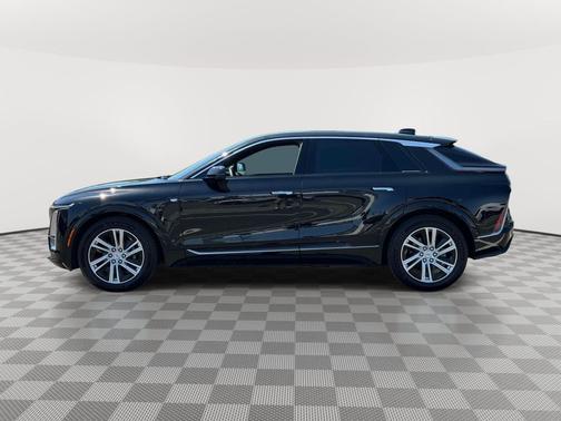 Stellar Black Metallic 2024 Cadillac LYRIQ Tech