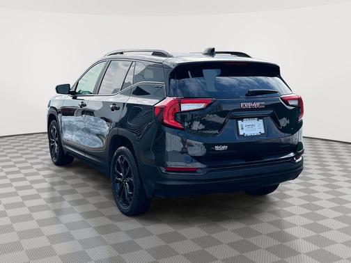 Ebony Twilight Metallic 2022 GMC Terrain SLE
