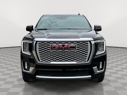 Black 2023 GMC Yukon XL Denali