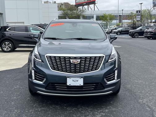 Shadow Metallic 2021 Cadillac XT5 Premium Luxury