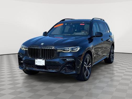 Carbon Black Metallic 2022 BMW X7 xDrive40i