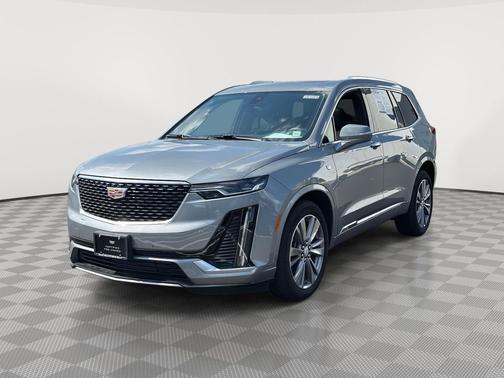 Argent Silver Metallic 2025 Cadillac XT6 Premium Luxury AWD