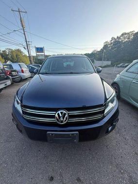 2014 Volkswagen Tiguan 2.0T SE 4MOTION