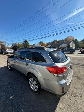 2011 Subaru Outback 3.6 R Limited