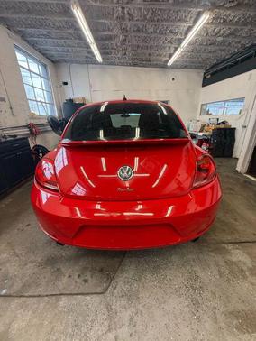 2012 Volkswagen Beetle 2.0T Turbo Launch Edition