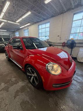 2012 Volkswagen Beetle 2.0T Turbo Launch Edition