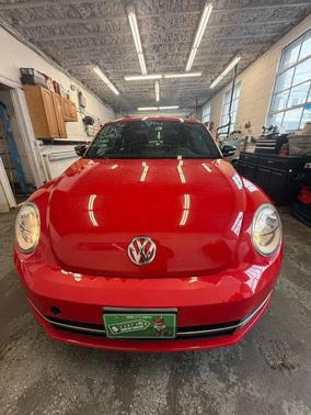 2012 Volkswagen Beetle 2.0T Turbo Launch Edition