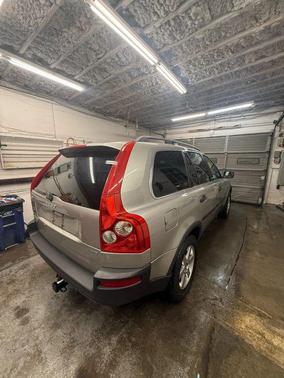 2005 Volvo XC90 2.5T